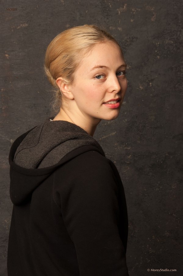 Антонина, 20